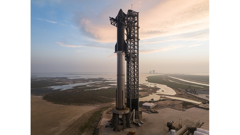 Die Starship-Rakete von SpaceX vor dem Start.