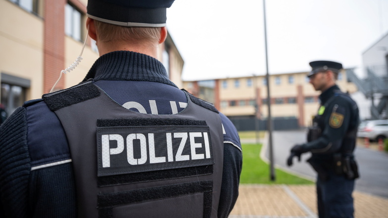 Polnische Polizisten und die Soko Argus konnten vor Kurzem Werkzeuge und einen Transporter an eine bestohlene Firma zurückgeben.