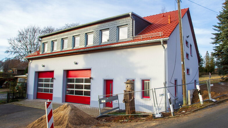 Im Juni sollen die Arbeiten am Gerätehaus der Feuerwehr Ulbersdorf abgeschlossen sein.