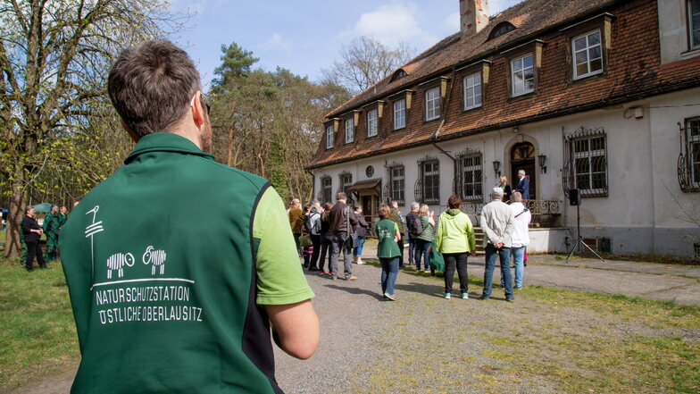 Das historische Schloss Niederspree wird wieder zu einem Zentrum für den Naturschutz. Rund vier Millionen Euro Kohlegelder helfen dabei.