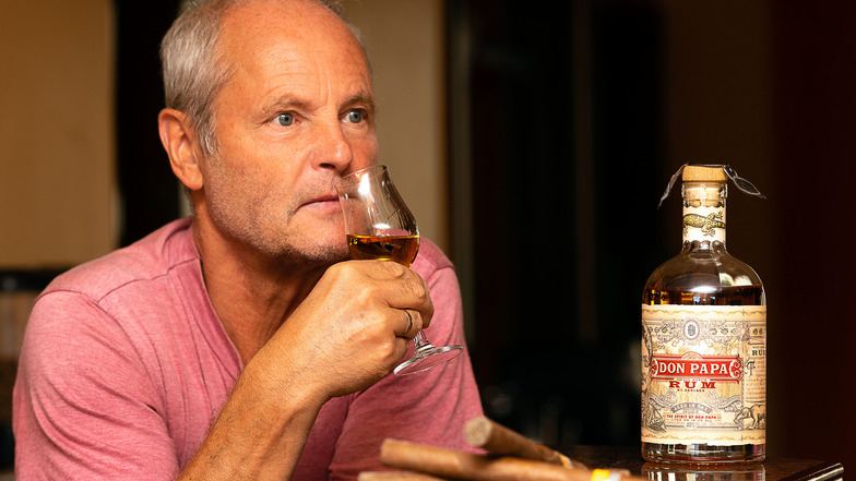 Mit Whisky gingen die alkoholischen Seminare in der Pension von Matthias Greth seinerzeit los. Inzwischen gibt es nicht mehr nur Seminare zu dem bekannten Gerstenschnaps und Wein, sondern in diesem Jahr auch erstmals zu Rum.