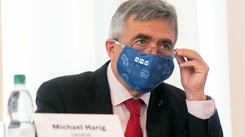 Michael Harig drängt als Landrat darauf, sich strikt an die Corona-Schutzmaßnahmen zu halten. Als CDU-Kreisvorsitzender lädt er für Sonnabend zum Parteitag in die Lausitzhalle nach Hoyerswerda.
