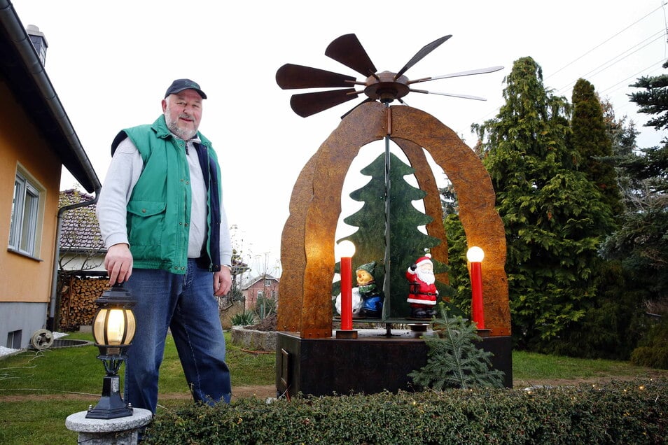 Kamenz RiesenPyramide dreht sich in Schwepnitz