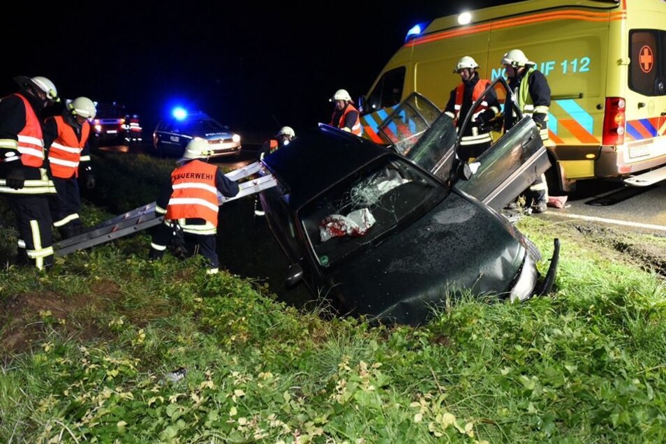 Erneut Schwerer Unfall Auf Der B96 | Sächsische.de