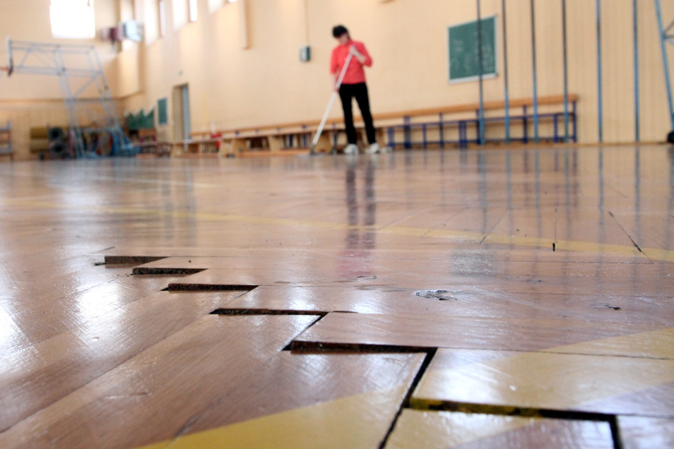 Wieder Training In Alter Turnhalle Sachsische De