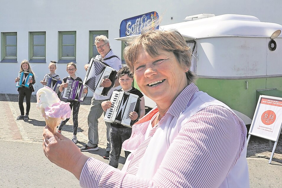 In Schleife gibt es Eis mit Musik | Sächsische.de