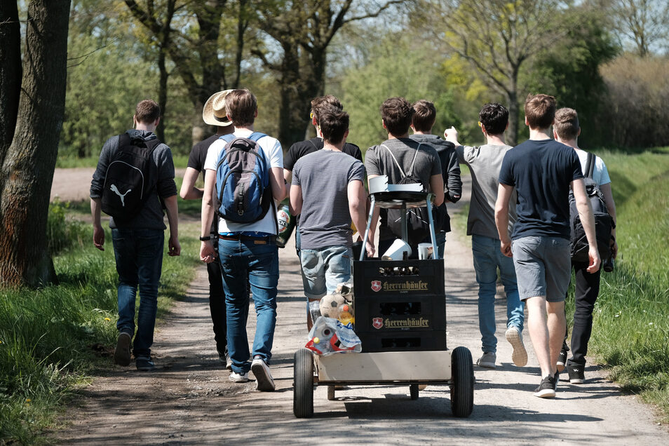 Trends für Vatertag Corona Regeln