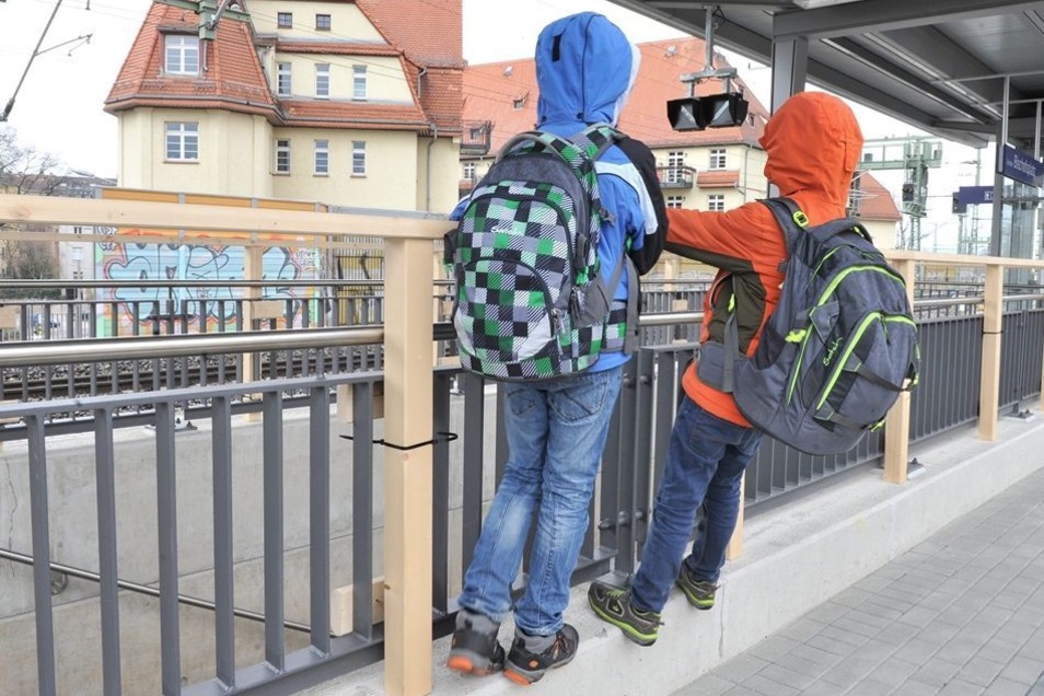 Schönes Gesicht für PannenBahnhof Sächsische.de