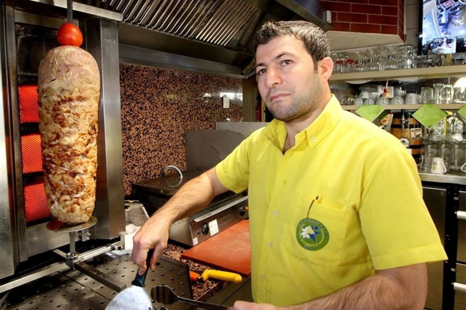 Fussball Und Kebab Gehoren Zusammen Sachsische De