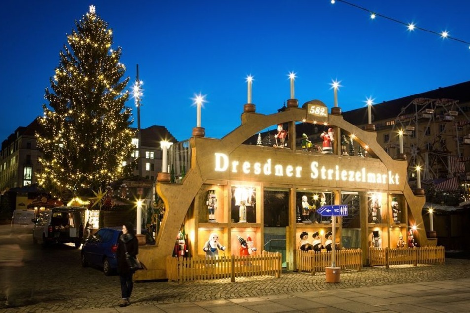 Dresden Striezelmarkt Baum