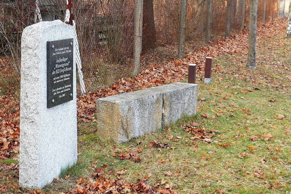 Niesky: Wo ist die Tafel am Gedenkstein hin? | Sächsische.de